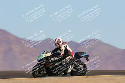 media/Dec-17-2022-SoCal Trackdays (Sat) [[224abd9271]]/Turn 12 Inside Distant (1025am)/